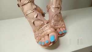 Brunette Lani cumshot porno in HD