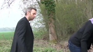 English finds irresistible rough pussy fucking HD