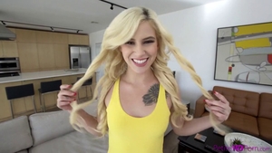 Beautiful Kiara Cole pussy licking porno