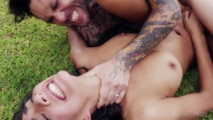 Janice Griffith raw cumshot sex tape