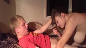 Chubby erotic girlfriend experience cumshot in hotel