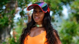 Teen Curves: Chanell Heart closeup interracial fuck XXX